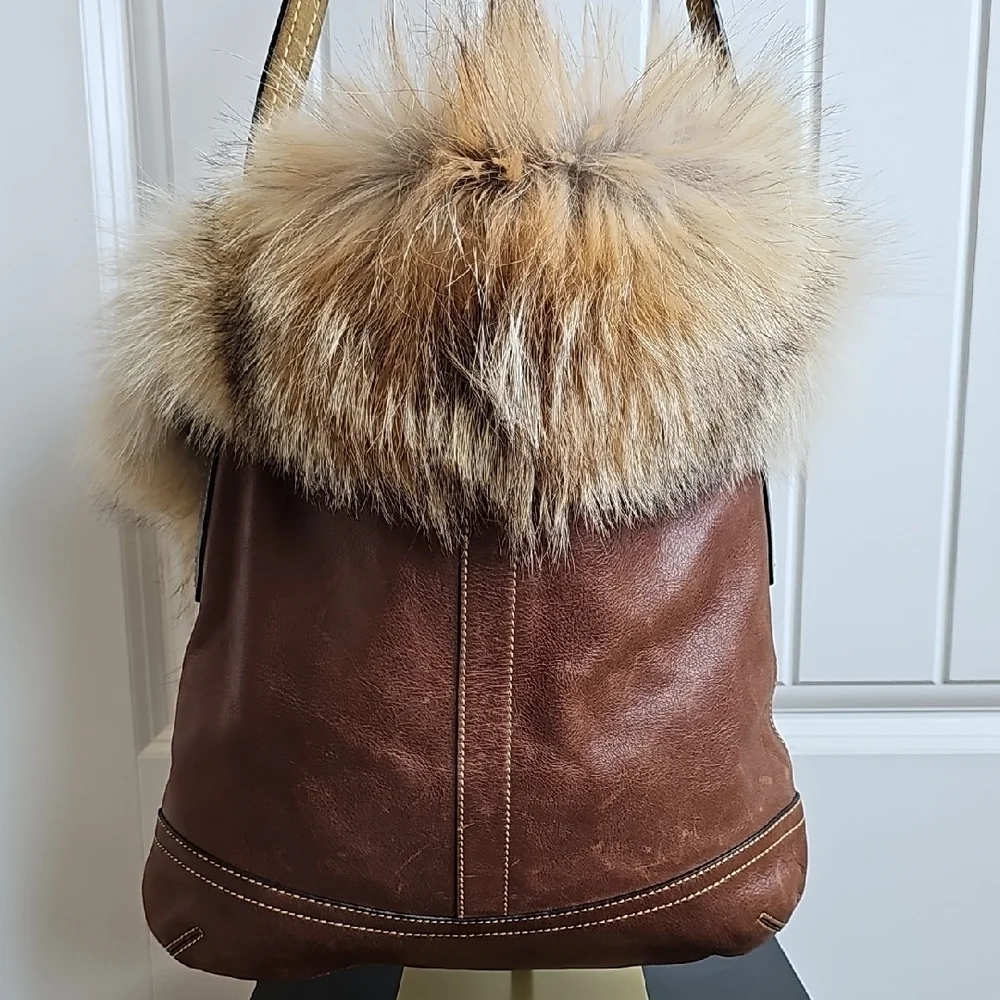 COACH Vintage 2004 Archival Piece Natural Cowhide & COYOTE FUR Hobo No. 1426 EUC